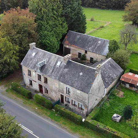 Willow Farm Gite Saint-Martin-de-Chaulieu Esterno foto